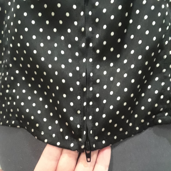 V-neck Polka dot tank top - Picture 5 of 6